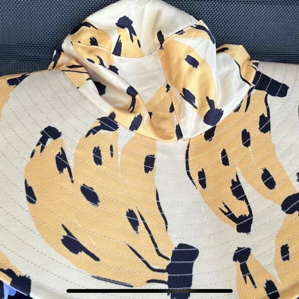 Farm Rio Bananas Sun Hat NWT
